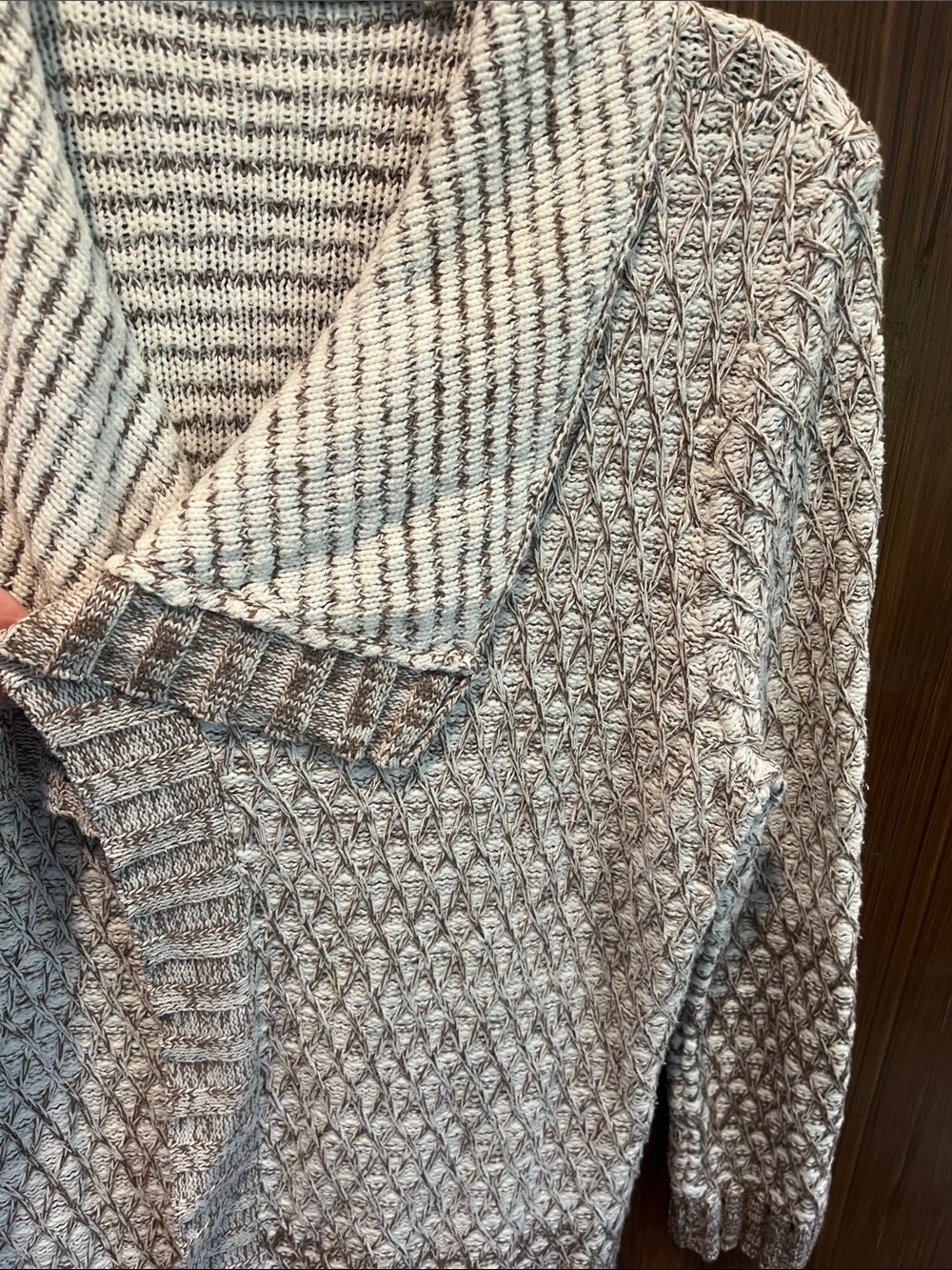 Chico’s Neutral Patterned Sweater - Picture 3 of 4